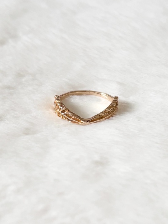 Jewelry - 5/$15 🩷 MUST BUNDLE Gold V-Shape Leaf Accent Ring - Women Jewelry